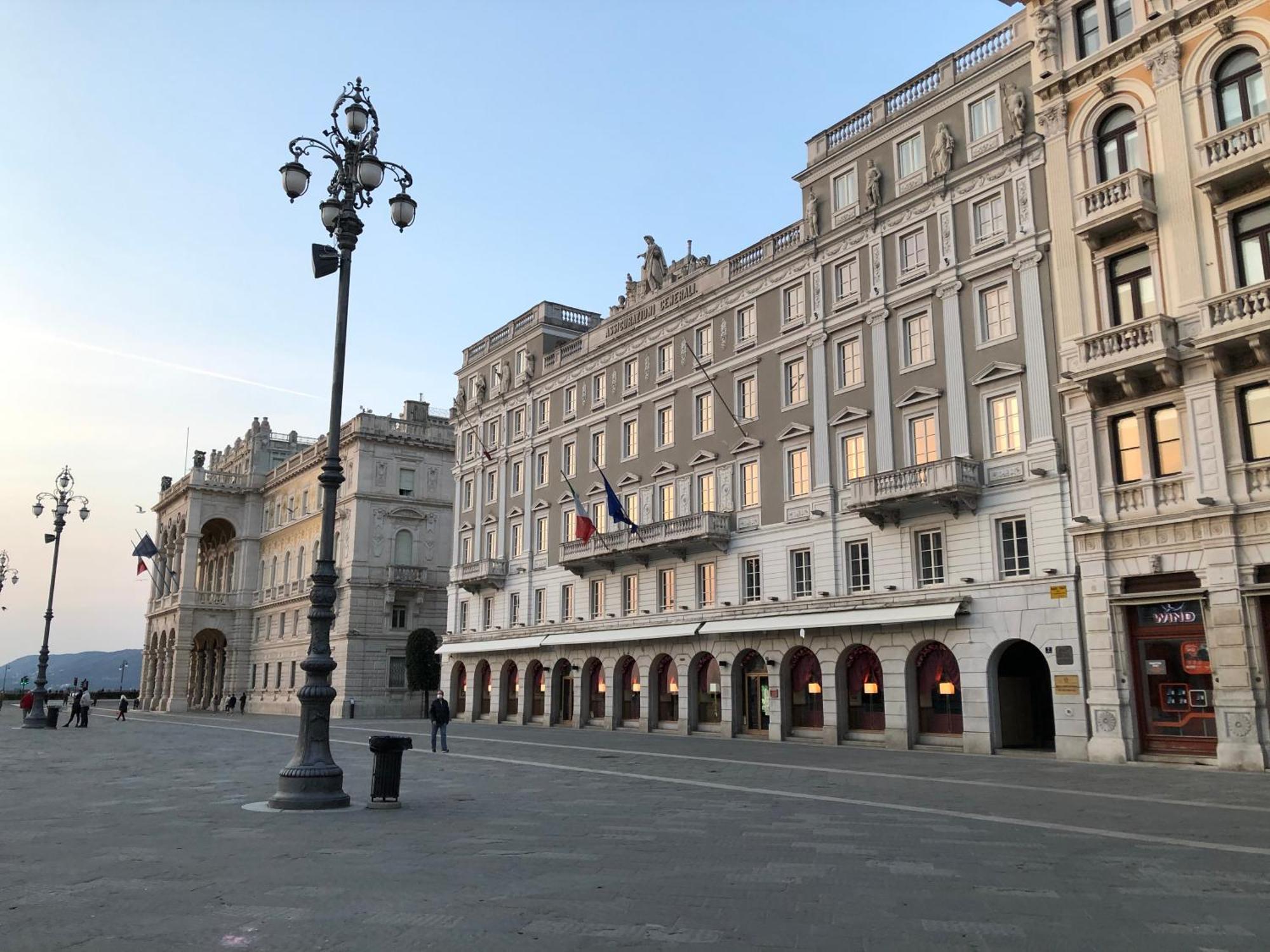 Le Vie Del Vento - Garibaldi Apartamento Trieste Exterior foto
